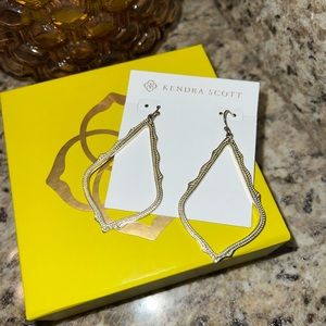 Sophee Drop Earrings in Gold